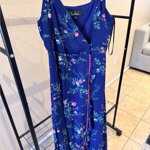 Lulu's Navy Floral Maxi Dress